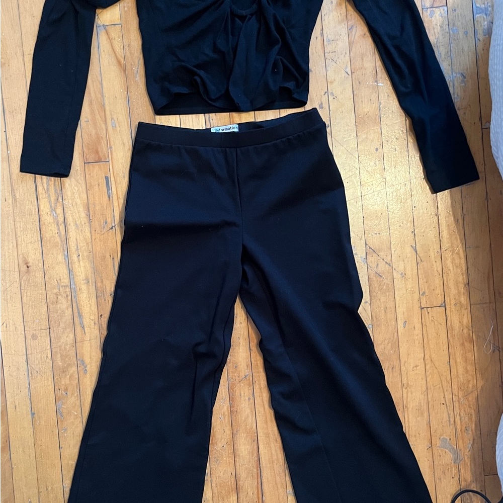 Reformation 	
 
Sol Knit Two Piece - Picture 2 of 6